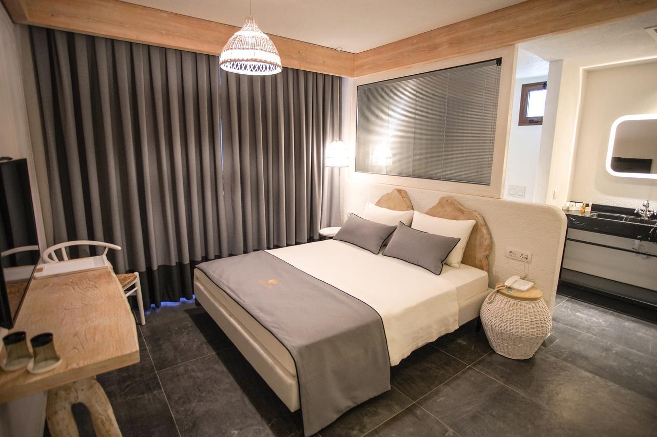 Avalon Boutique Hotel & Suites Alacati Exterior photo