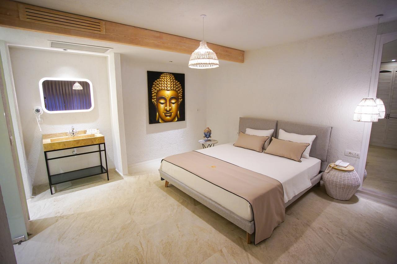 Avalon Boutique Hotel & Suites Alacati Exterior photo