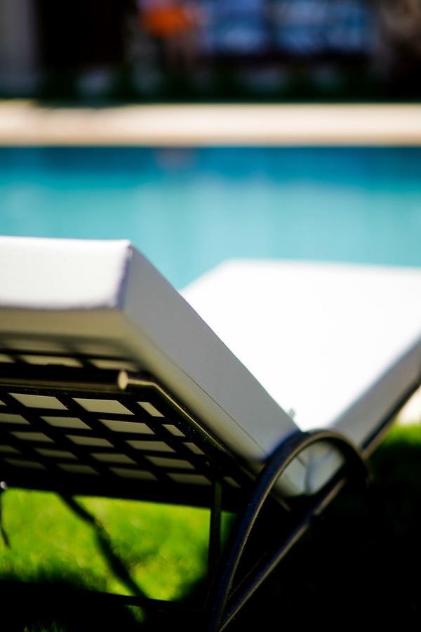 Avalon Boutique Hotel & Suites Alacati Exterior photo