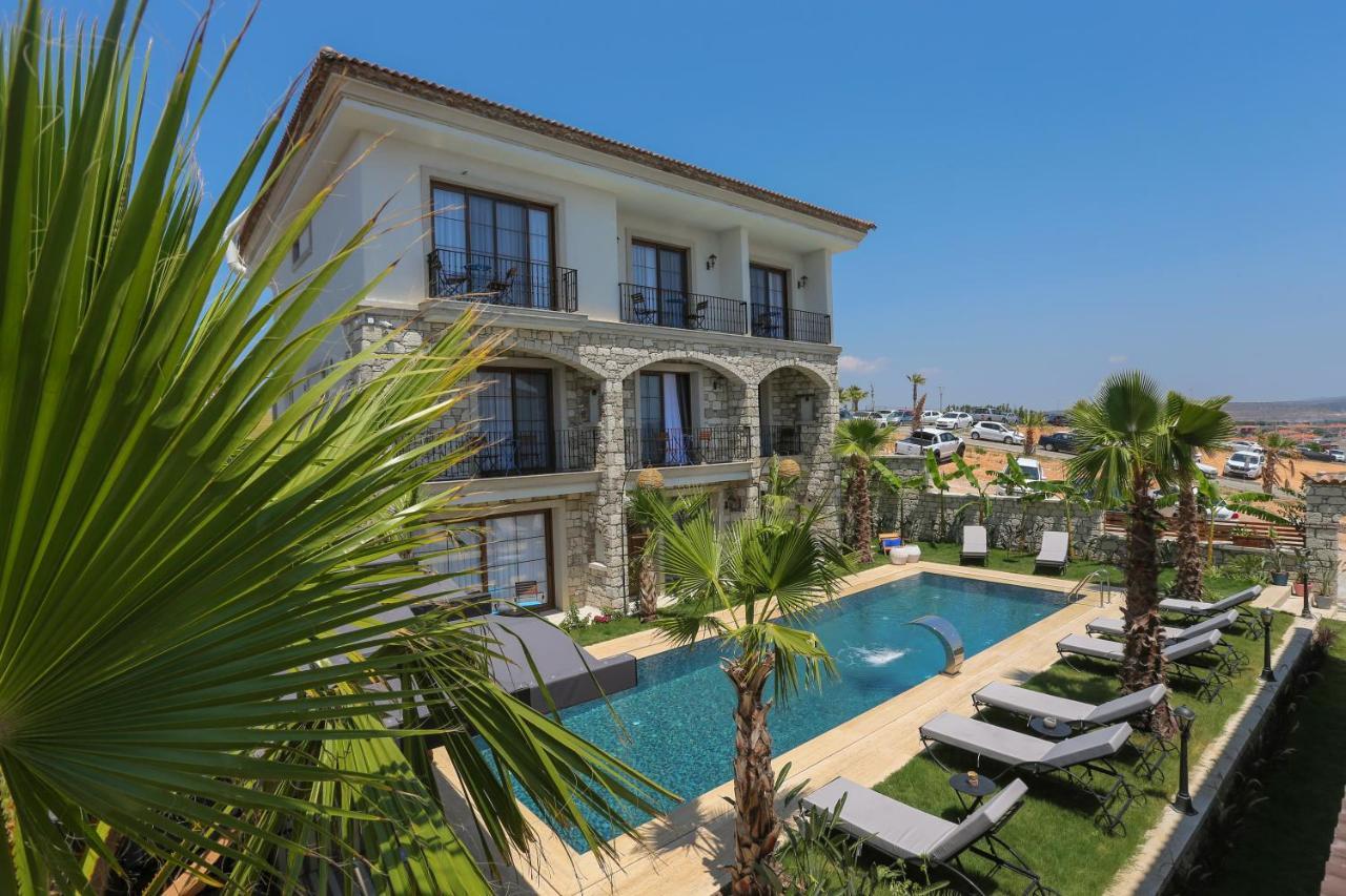 Avalon Boutique Hotel & Suites Alacati Exterior photo
