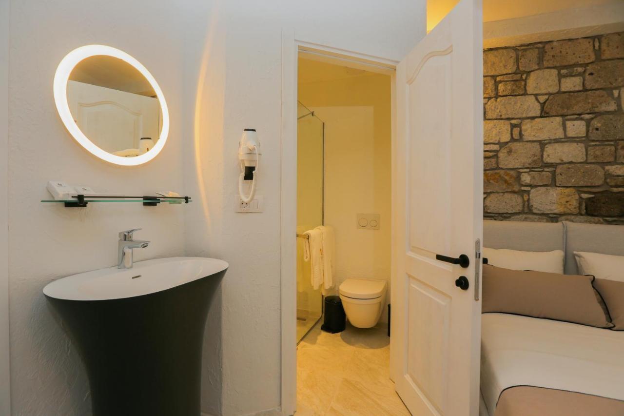 Avalon Boutique Hotel & Suites Alacati Exterior photo